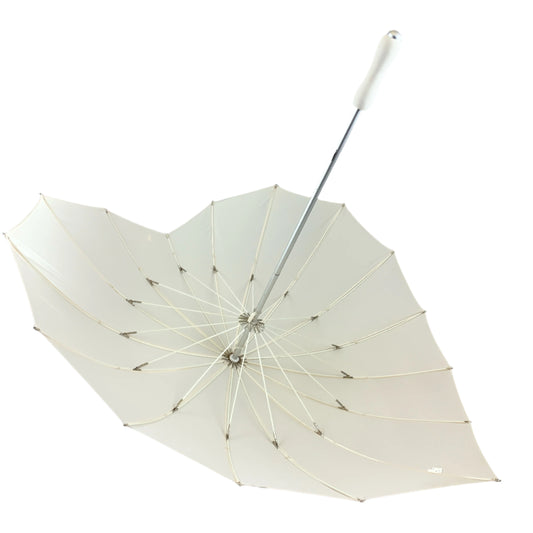 Boutique Heart Umbrella Cream