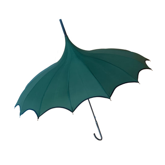 Boutique Scalloped Edge Pagoda Fern Green